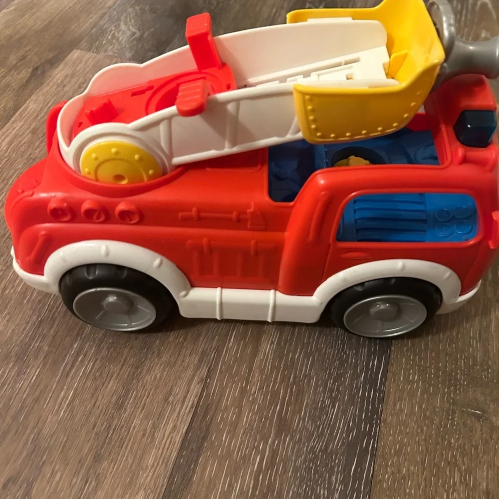 Fisher Price Little People musical fire truck as is. Works